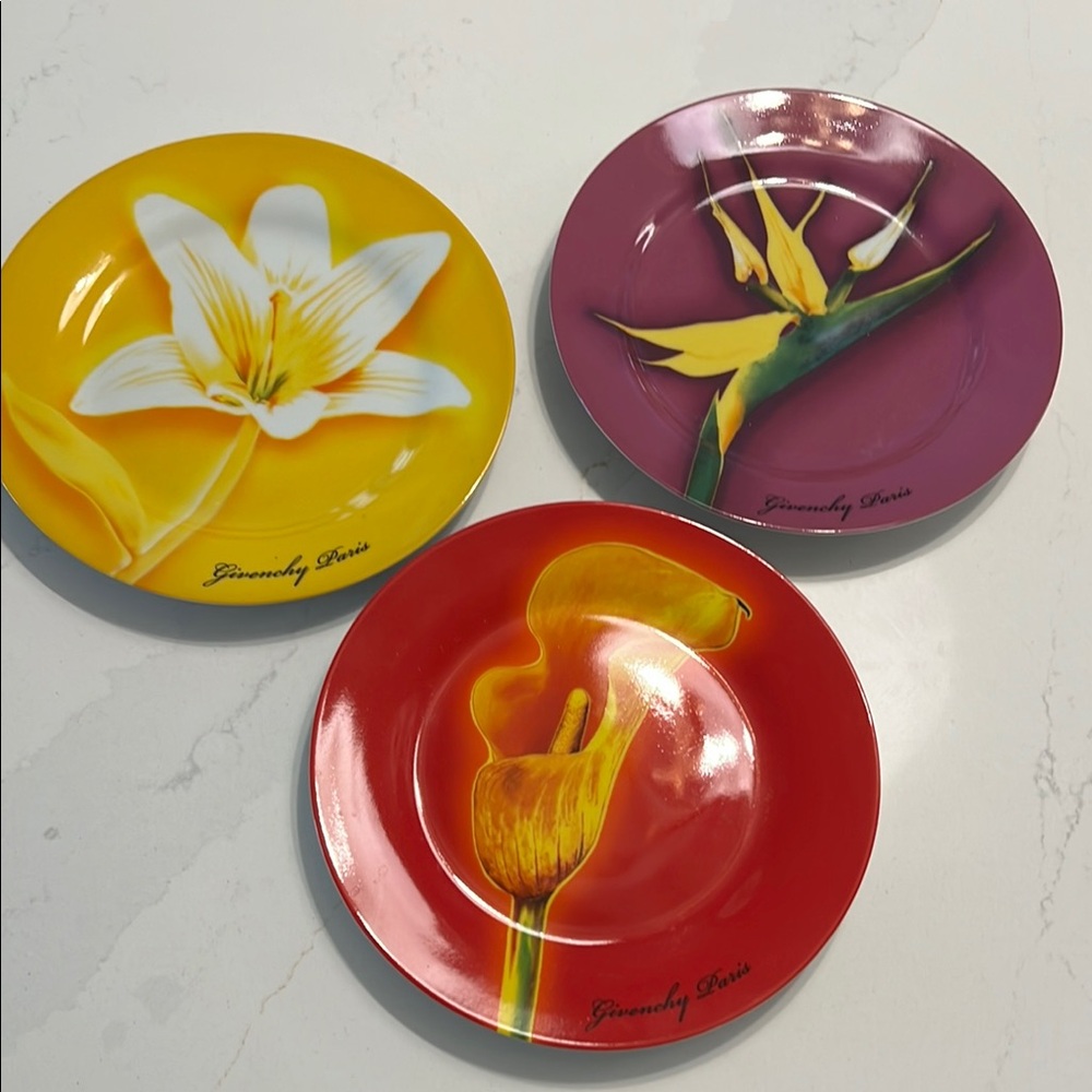 Givenchy Paris Floral Plates Set